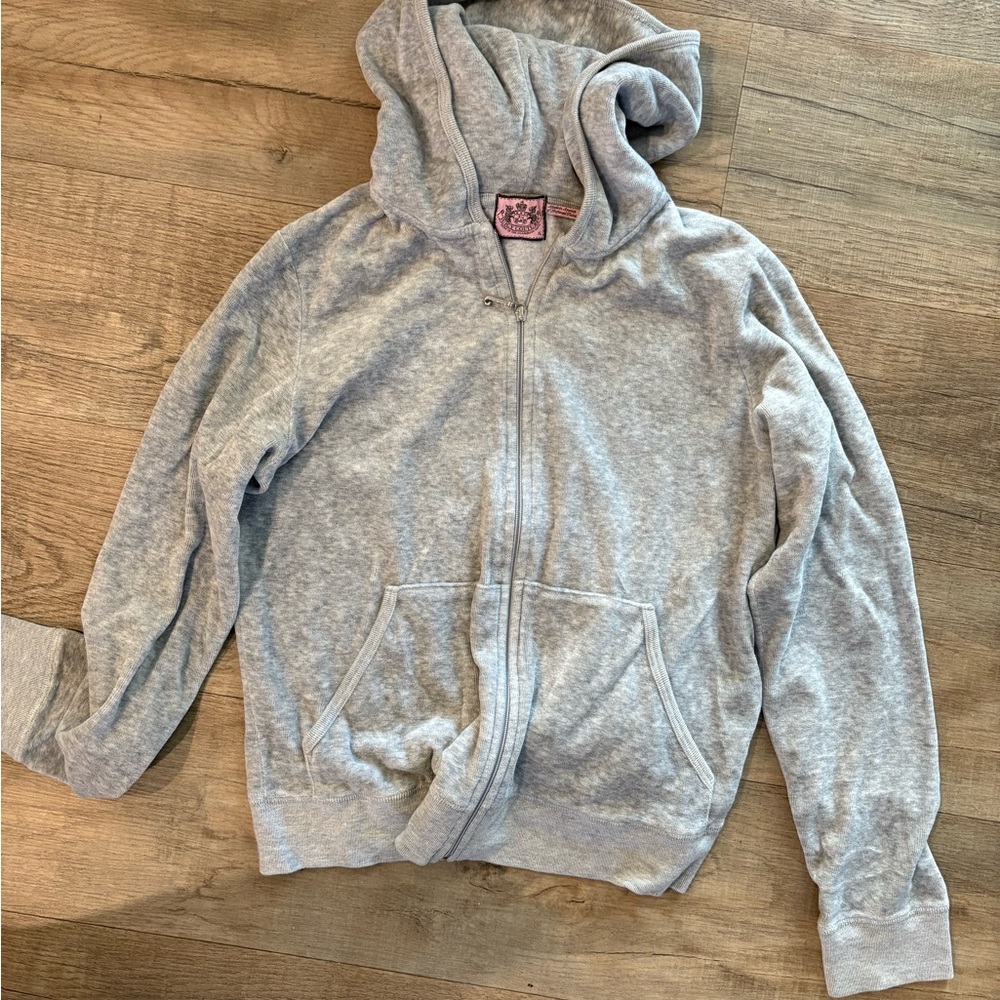 VINTAGE 2000s women’s juicy couture zip velour hoodie